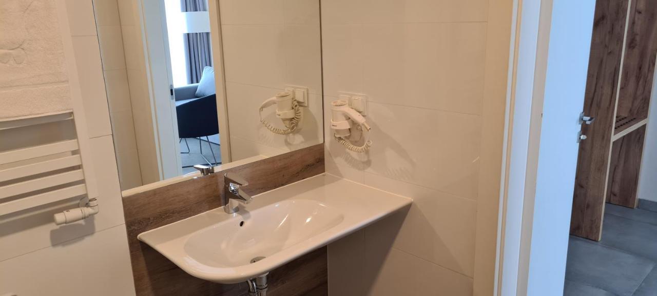 Aparthotel Apartamenty Czarna Gora 408 Сенна Экстерьер фото